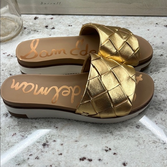 Sam Edelman Adaley Gold Slide Sandal - Picture 7 of 11